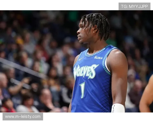 安东尼·爱德华兹防守移动速度Z-score +2.1，锋线排名前5%